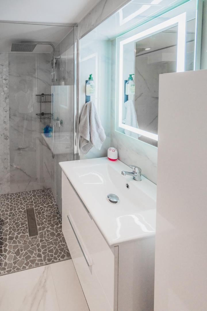 Maison Zola Fleury-les-Aubrais Ngoại thất bức ảnh